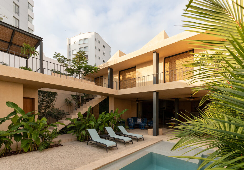 Biệt thự sân vườn 350 m2 như thiên đường nghỉ dưỡng - Ảnh 1