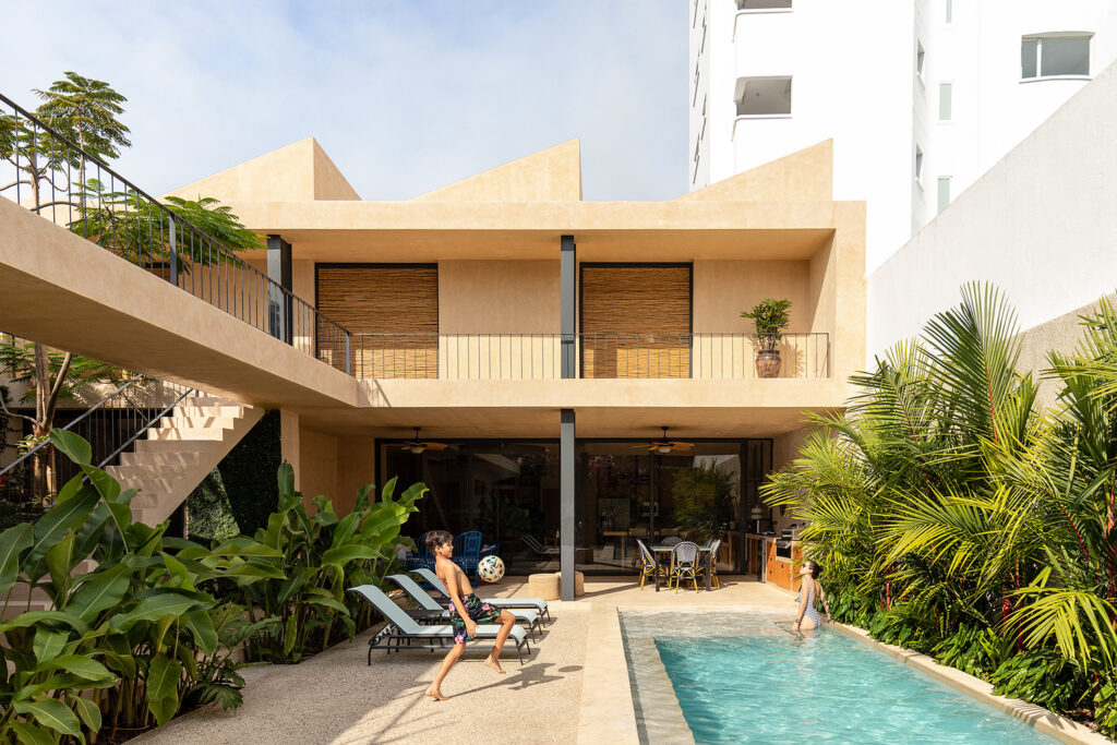 Biệt thự sân vườn 350 m2 như thiên đường nghỉ dưỡng - Ảnh 3