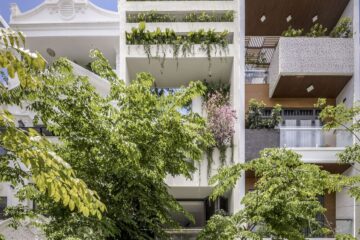 Ảnh Căn nhà ống có vườn rau trên sân thượng giữa lòng Sài Gòn
