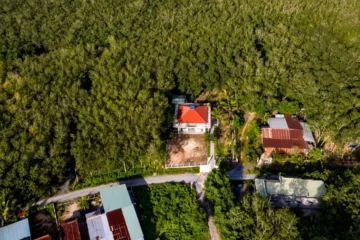 Ảnh Căn nhà mái ngói bình yên ở nông thôn