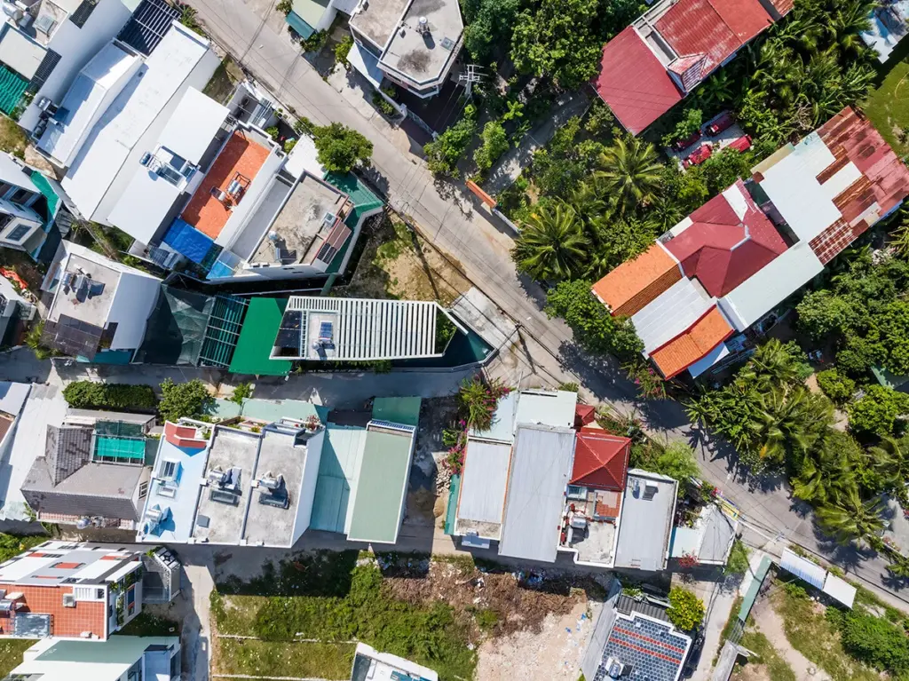 Ngôi nhà với khu vườn trên cao độc đáo tại Nha Trang - Ảnh 3